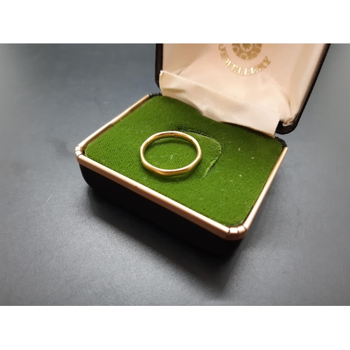 93 - A hallmarked 22ct gold wedding band - approx. 2.37 gram and size K½