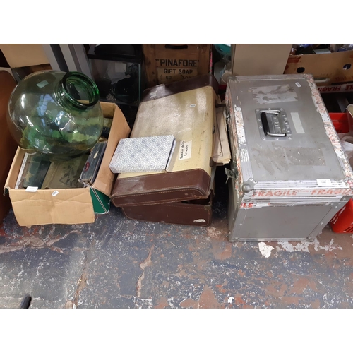 1382 - Three items, an aluminium flight case, vintage suitcase and a box containing 1950s boxing magazines,... 