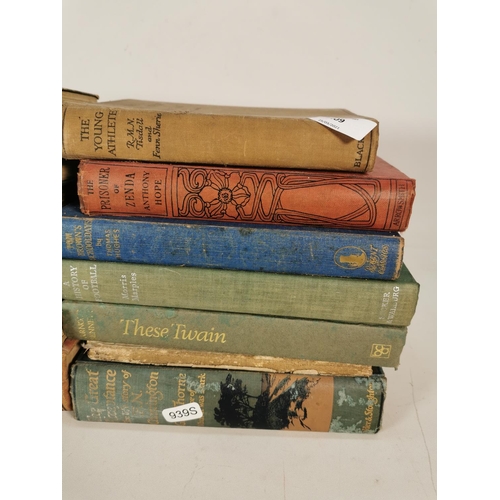 409 - A collection of fourteen various vintage books to include 'The Young Athlete', 'Swiss Family Robinso... 