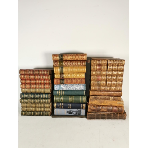 423 - A collection of various antique and vintage books to include 'England Delineated Or A Geographical D... 