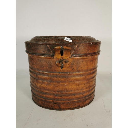 425 - An early 20th century metal top hat box