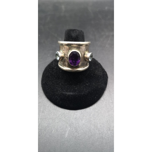 101 - A 925 silver amethyst and aquamarine ring, believed size U - approx. gross weight 11.42 grams