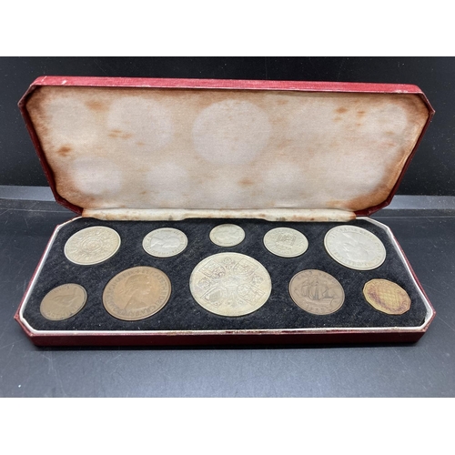 212 - A cased 1953 Elizabeth II Coronation coin set