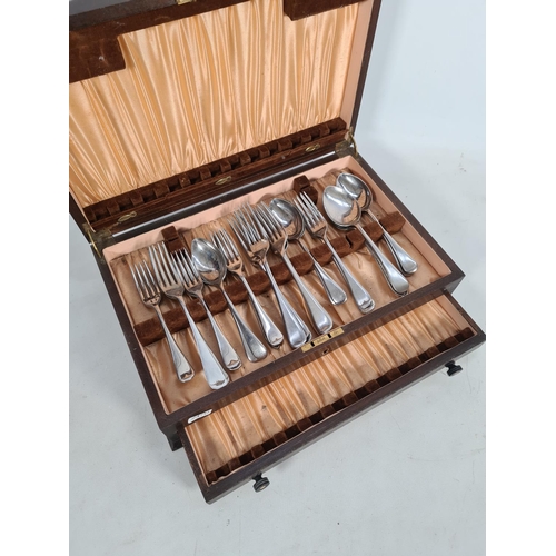 338 - A vintage mahogany cutlery box containing Firth Staybrite cutlery