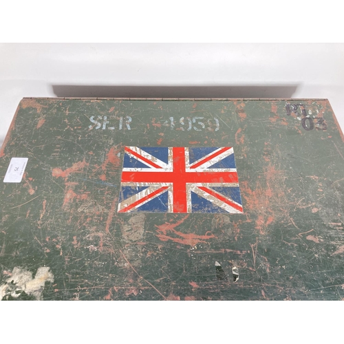 75 - A Smith & Prince British Army tent light set in transport box - approx. 23cm high x 48.5cm wide x 30... 