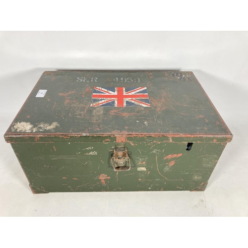 75 - A Smith & Prince British Army tent light set in transport box - approx. 23cm high x 48.5cm wide x 30... 