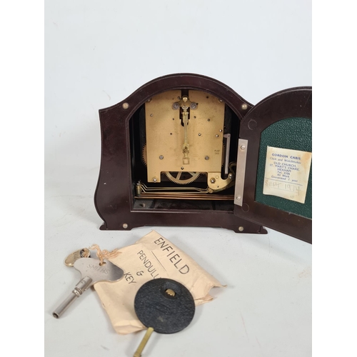 196 - An 1930s Smiths of Enfield bakelite cases chiming mantel clock - approx. 19cm high x 21cm wide x 10c... 