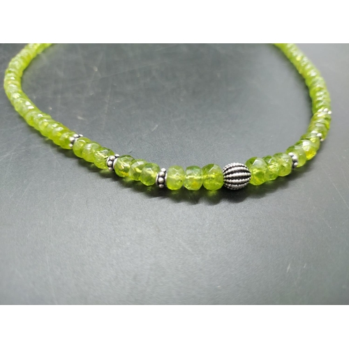 116A - A peridot gemstone bead necklace with 925 silver clasp - approx. 45cm long