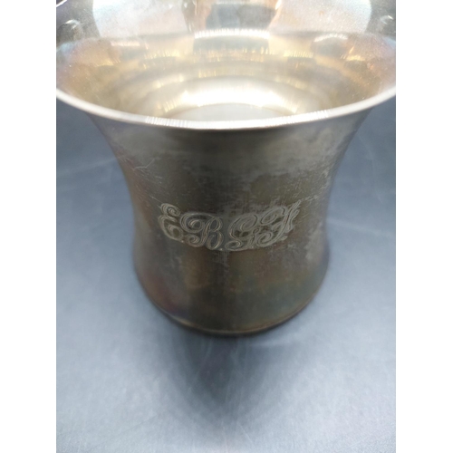 118 - A hallmarked Sheffield silver handled cup by SSP, dated 1926 - approx. gross weight 110 grams