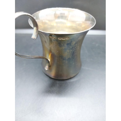 118 - A hallmarked Sheffield silver handled cup by SSP, dated 1926 - approx. gross weight 110 grams