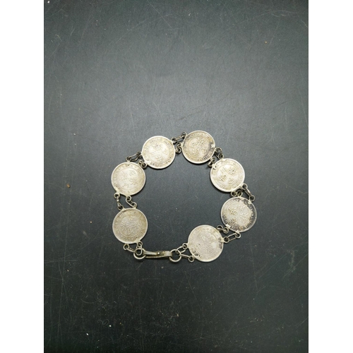 137A - A bracelet comprising 80% silver 1895, 1888, two 1900, two 1901 and 1899 Queen Victoria Hong Kong fi... 