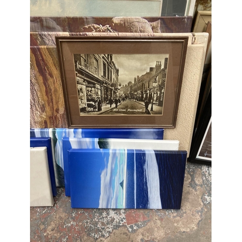 1312 - A large quantity of various pictures and prints