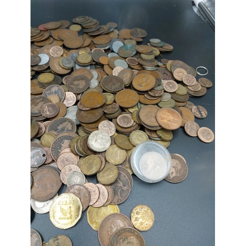 60 - A large collection of various coins and curios to include 1932 65% silver Portuguese 2½ escudos, 187... 