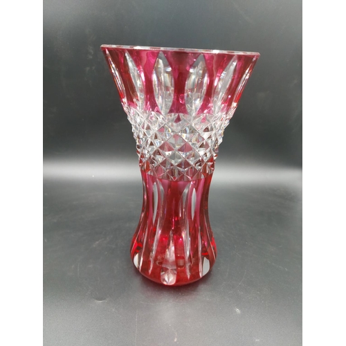 86 - A Val St. Lambert cranberry crystal glass vase - approx. 25cm high