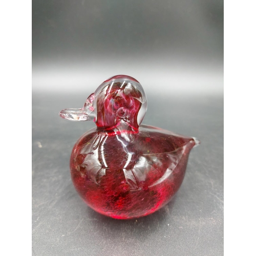 91 - Five art glass ducks to include two Wedgwood examples - largest approx. 31cm high