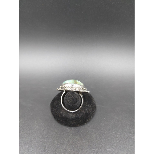 90 - A 925 silver turquoise gemstone ring, size V - approx. weight 21.3 grams