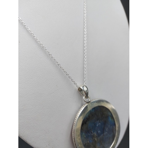 94 - A 925 silver and labradorite gemstone pendant necklace - approx. gross weight 24 grams