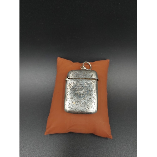 166 - A Victorian hallmarked Birmingham silver vesta case, dated 1893 - approx. gross weight 23 grams and ... 