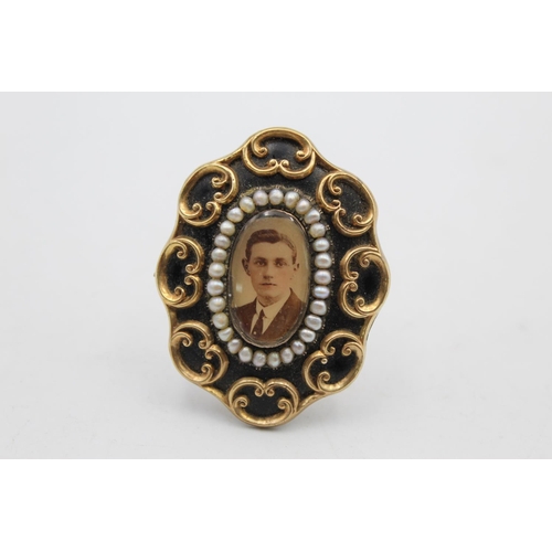 103 - A Victorian 11ct gold pearl set photo locket mourning brooch - approx. gross weight 23.8 grams