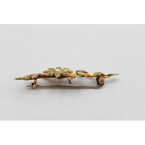 116 - A 9ct gold seed pearl floral brooch - approx. gross weight 3.3 grams