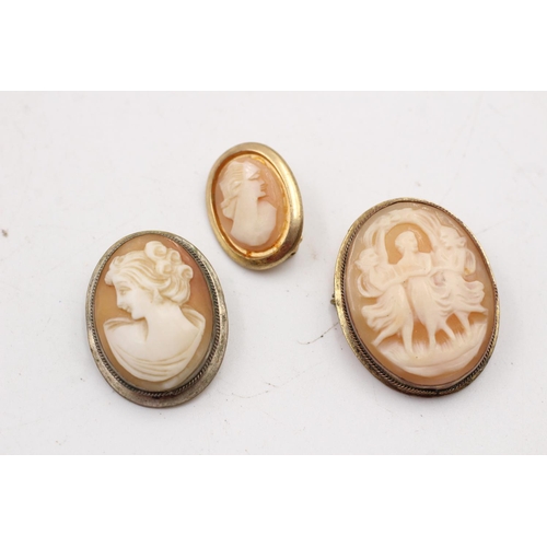 132 - Six pieces of vintage carved shell cameo jewellery