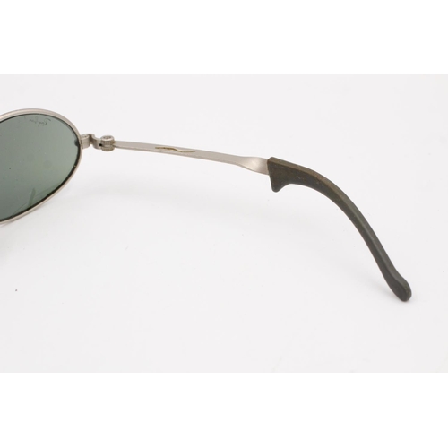 356 - A pair of vintage Ray-Ban sunglasses by Bausch & Lomb