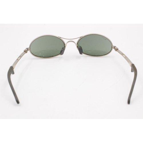 356 - A pair of vintage Ray-Ban sunglasses by Bausch & Lomb