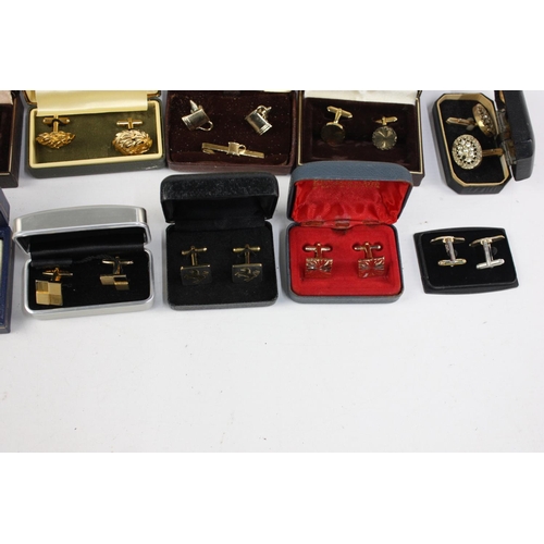 167 - Twenty boxed pairs of vintage gents cufflinks to include Wedgwood, Stubbs, Stratton, gold tone etc.