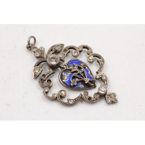 168 - An antique 925 sterling silver and enamel pendant - approx. gross weight 10 grams