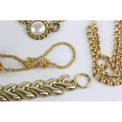 185 - Twenty pieces of 1980s jewellery to include enamel, faux pearl, gold tone etc.