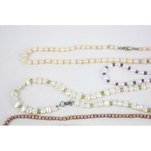 190 - Six vintage 925 and 935 silver clasped cultured pearl necklaces