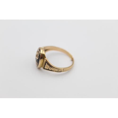 34 - A 15ct gold enamel and seed pearl mourning ring, size P - approx. gross weight 3.5 grams