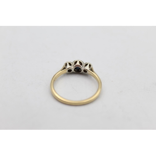 80 - An 18ct gold and platinum diamond and sapphire ring, size M - approx. gross weight 2.3 grams