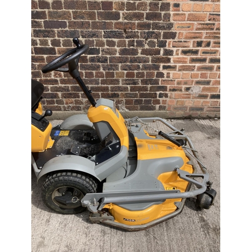 1354 - A yellow and grey Stiga Park Plus Combi Pro 110 ride on articulated lawn mower with Briggs & Stratto... 