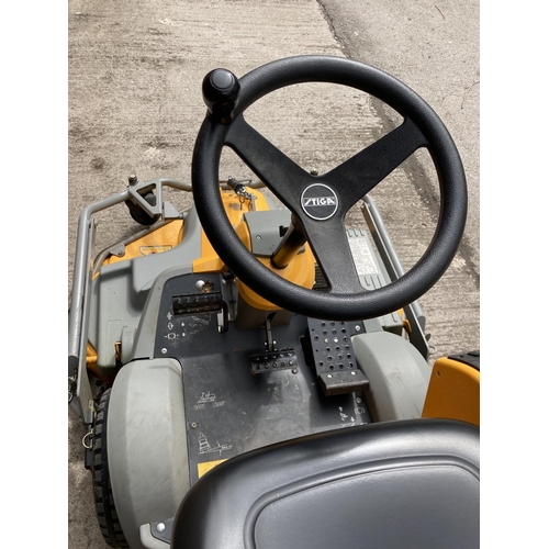 1354 - A yellow and grey Stiga Park Plus Combi Pro 110 ride on articulated lawn mower with Briggs & Stratto... 