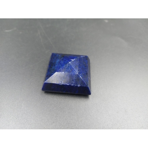 285 - A GLI certified 492ct blue sapphire gemstone