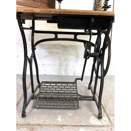 684 - A 19th century Wheeler & Wilson No. 12 treadle sewing machine - serial no. 112499