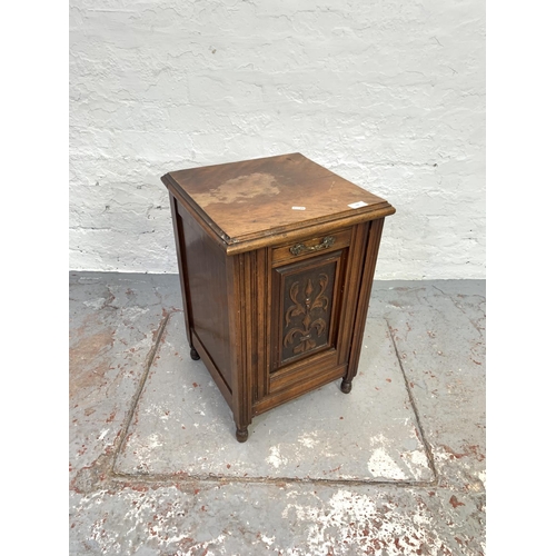 709 - A Victorian mahogany purdonium with original tin liner and carved panel front - approx. 57cm high x ... 