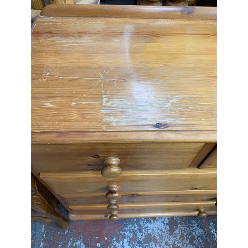 739 - A Lovelace pine chest of two short over three long drawers - approx. 95cm high x 91cm wide x 45cm de... 