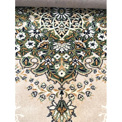 788 - A Woodward Grosvenor Wilton Persian style carpet - approx. 344cm x 274cm