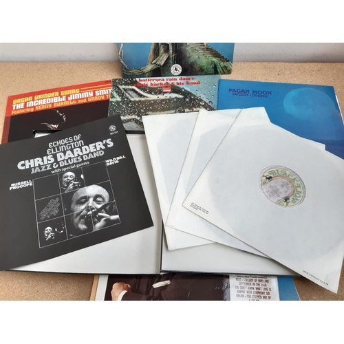 1117 - A collection of eleven jazz LP vinyl records to include Modern Jazz Quartet, Chris Barber, Jimmy Smi... 