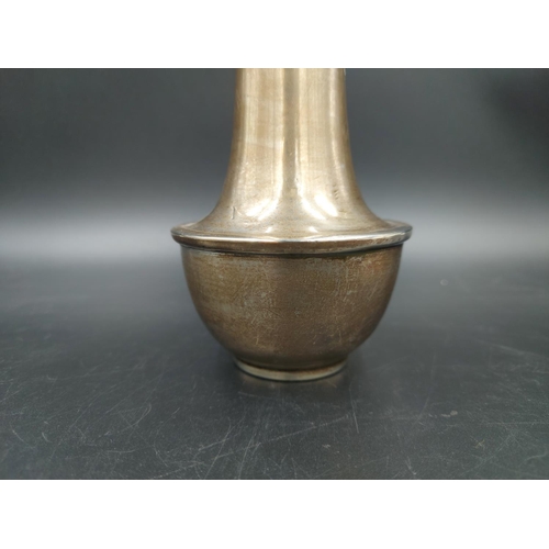 256 - A hallmarked silver 15cm sugar shaker - approx. gross weight 140 grams (has plastic interior so this... 