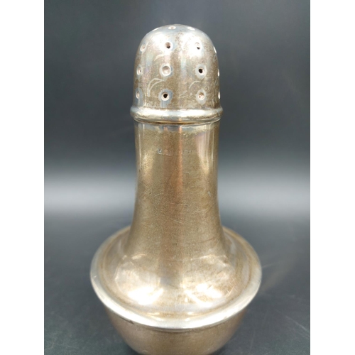 256 - A hallmarked silver 15cm sugar shaker - approx. gross weight 140 grams (has plastic interior so this... 