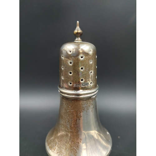 257 - A hallmarked Sheffield silver sugar shaker by James Dixon & Sons, dated 1944 - approx. gross weight ... 