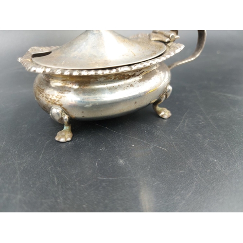 265A - A hallmarked Birmingham silver mustard pot, believed to be by Israel Sigmond Greenburg - approx. gro... 