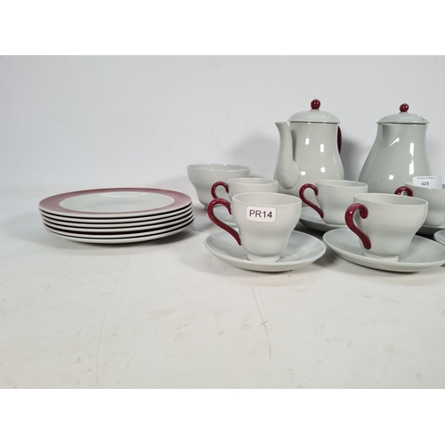 425 - A mid 20th century twenty one piece Wedgwood 'Windsor' Grey tea/coffee set comprising one coffee pot... 