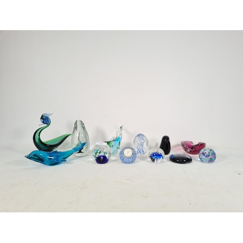 454 - Twelve various pieces of art glass to include Caithness paperweight, Caithness quartz clock/paperwei... 