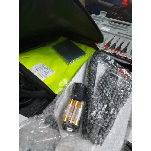 1298 - A mixed lot to include cased Prova model AVM03 anemometer, cased tools, Nu Power electric car polish... 