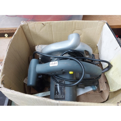 1341 - A mixed lot to include one green Bosch PKS46 hand held electric circular saw, one blue Black & Decke... 