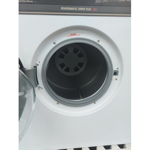 1174 - A vintage Hotpoint 9325 tumble dryer